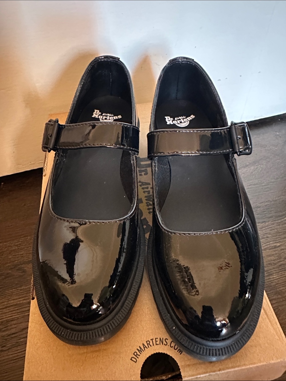 Dr. Martens Mariel ll  Black Patent Leather Mary Jane Strap Shoes women’s 8
